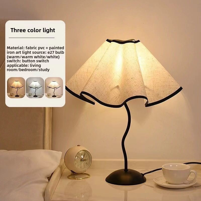 Nordic Ins Retro Petal Table Lamp For Bedroom - Your Cozy Ambiance Maker