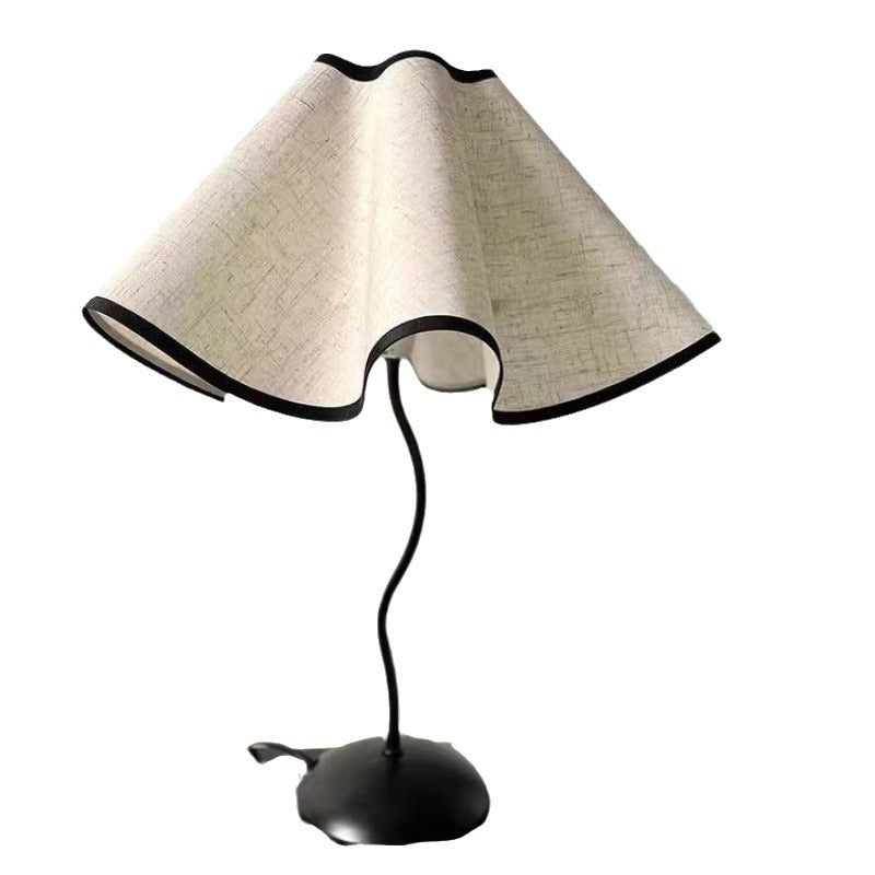 Nordic Ins Retro Petal Table Lamp For Bedroom - Your Cozy Ambiance Maker