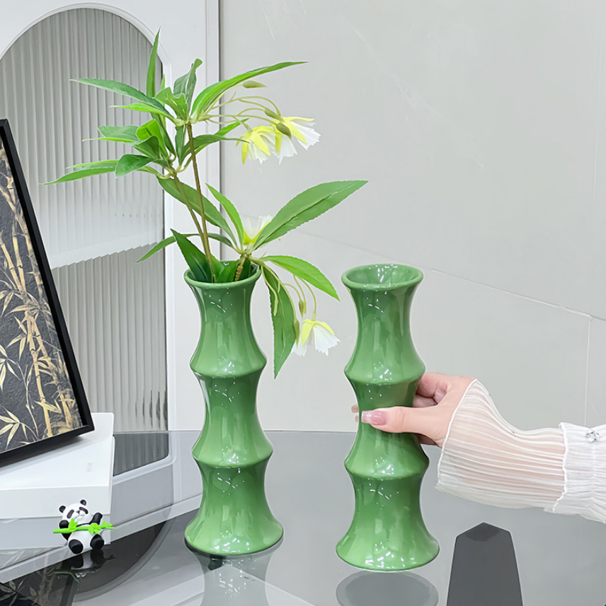 Bamboo - Inspired Ceramic Vase: A Modern and Versatile Decor Piece