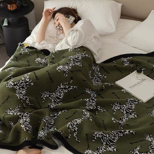 Retro Air-Con Blanket - Green Zebra Knit Throw for Office Nap, Sofa & Modern Living