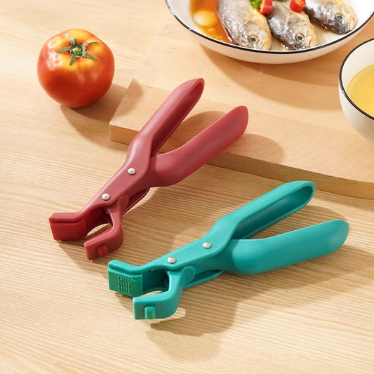 Multi-Function Anti-Scald Hot Plate Gripper Tongs – Non-Slip Bowl & Dish Clips for Microwave, Oven & Kitchen Cooking (Red + Green)