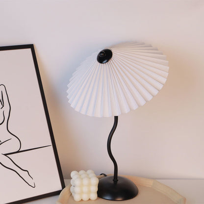 Instagrammable Vintage Table Light - Nordic Pleated Shade + Retro Switch for Study Nooks